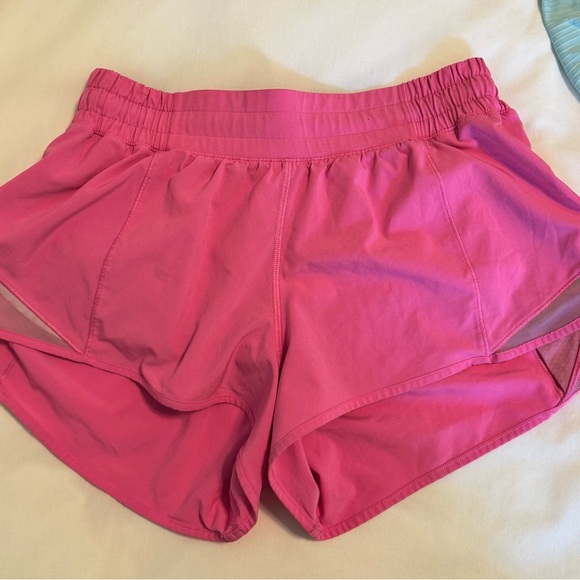 Lululemon Athletica Pink Athletic Shorts Lightweight Moisture-Wicking - Picture 1 of 2